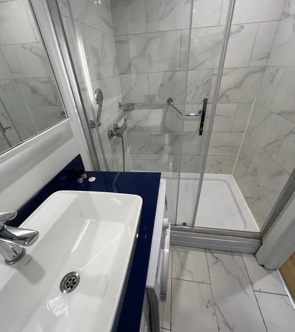 Aparthotel Seasonal - Beautiful Apartments Near The Sea - Orbi City N4 Batumi