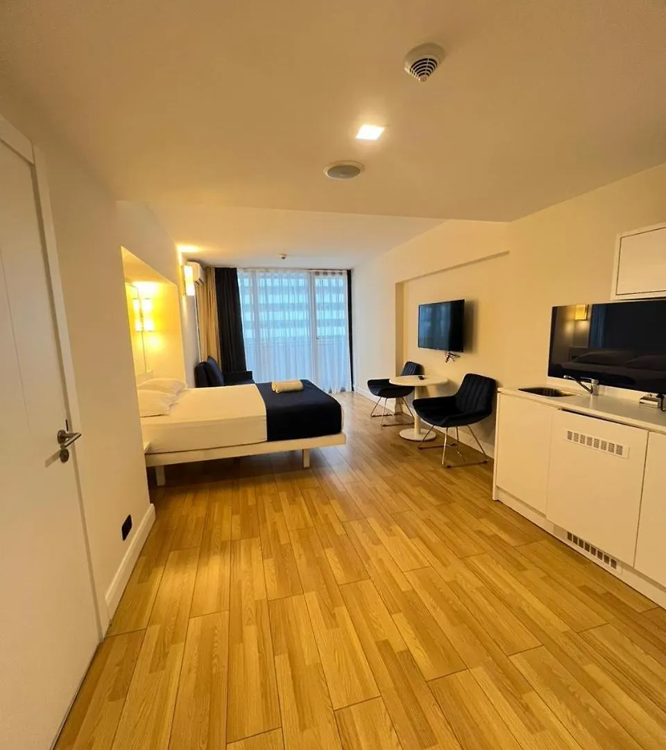 Aparthotel Seasonal - Beautiful Apartments Near The Sea - Orbi City N4 Batumi Georgia