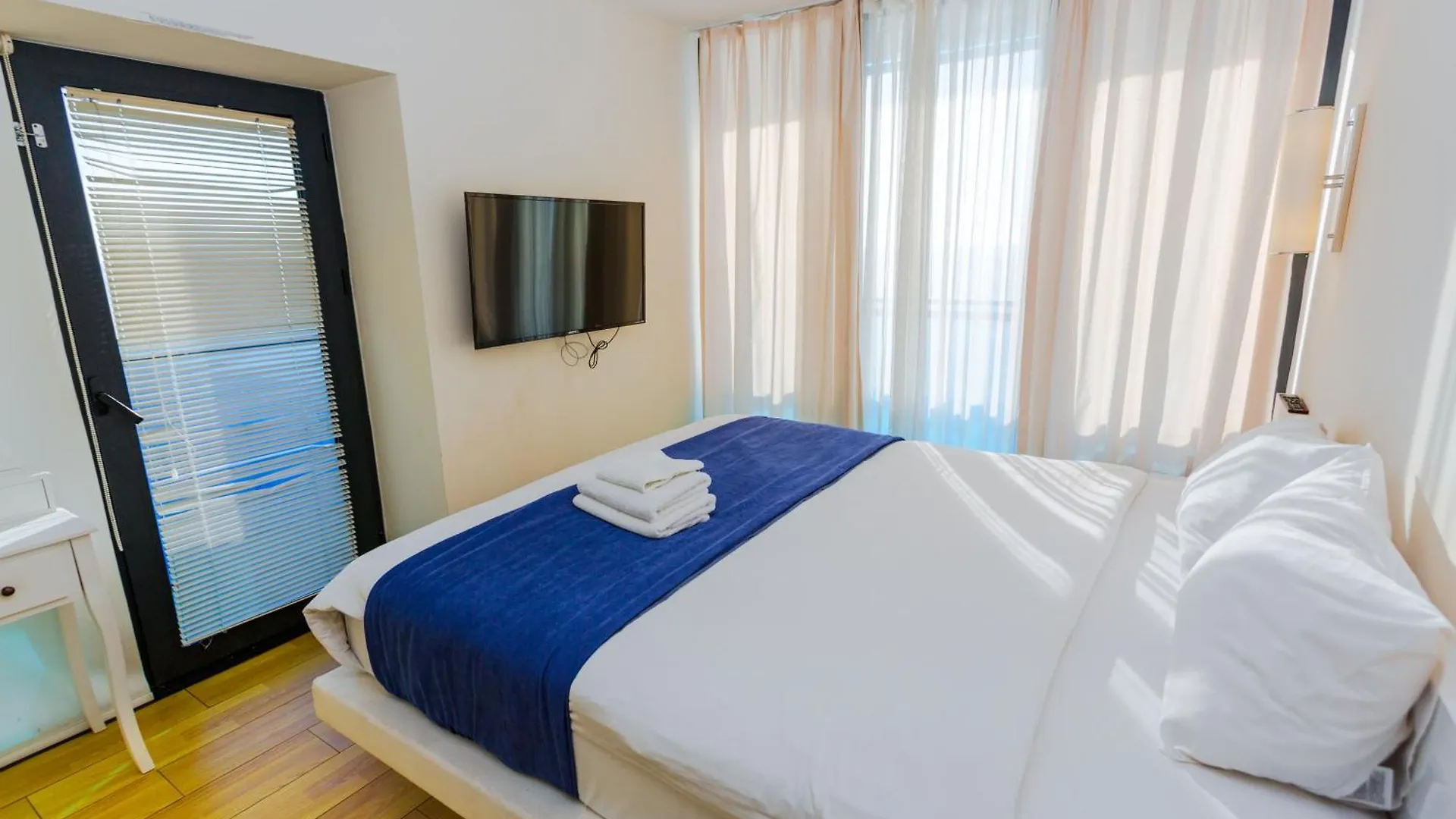 Aparthotel Seasonal - Beautiful Apartments Near The Sea - Orbi City N4 Batumi