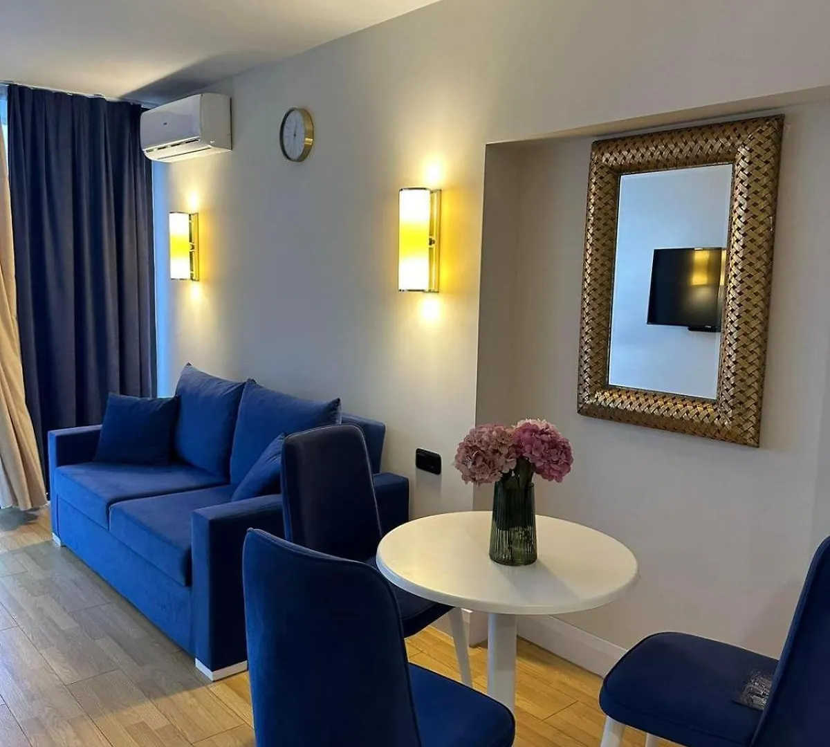Seasonal - Beautiful Apartments Near The Sea - Orbi City N4 Batumi 0*,